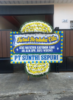 Papan Bunga Duka di Entikong