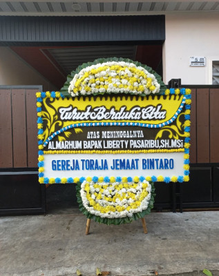 Papan Bunga Duka di Entikong