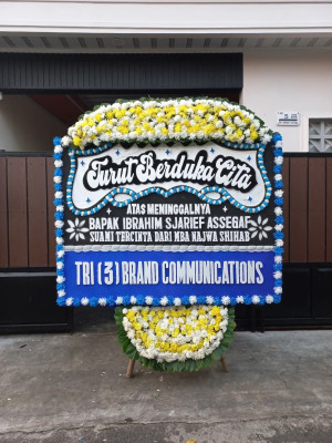 Papan Bunga Duka di Entikong